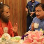 परमार्थ निकेतन के अध्यक्ष स्वामी चिदानन्द सरस्वती जी, सड़क परिवहन, राजमार्ग व जहाजरानी मंत्री, भारत सरकार, श्री नितिन गडकरी जी और पर्यावरण, वन और जलवायु परिवर्तन मंत्री श्री भूपेन्द्र यादव जी की दिल्ली में हुई विशेष भेंटवार्ता