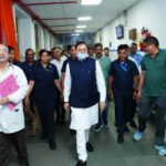 मुख्यमंत्री धामी द्वारा दून अस्पताल का निरीक्षण, मरीजों से सीधे संवाद कर जानी उनकी स्वास्थ्य सेवाओं की स्थिति