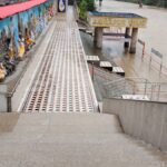 पर्वतीय व मैदानी क्षेत्रों में लगातार बारिश के कारण नदियों का जलस्तर लगातार बढ़ रहा