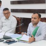 कोई भी जिलास्तरीय अधिकारी बिना अनुमति के मुख्यालय नहीं छोड़ेंगे: जिलाधिकारी