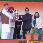 गणतंत्र दिवस के अवसर पर राज्यपाल ने लोक भवन एवं परेड ग्राउंड में फहराया राष्ट्रीय ध्वज