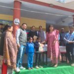 राजकीय आदर्श विद्यालय नई टिहरी में शैक्षिक सत्र 2026–27 का शुभारंभ, निःशुल्क पुस्तकों का वितरण