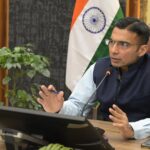 मा० प्रधानमंत्री के भ्रमण कार्यक्रम को लेकर जिला प्रशासन अलर्ट मोड पर; डीएम ने रेखीय विभागों के अधिकारी संग की समीक्षा बैठक 