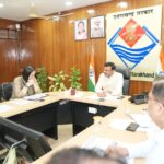 एशियन डेवलपमेंट बैंक और उत्तराखण्ड सरकार के निर्माण सम्बन्धी विभागों के मध्य बैठक हुई