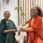 लखनऊ में माननीय राज्यपाल, उत्तरप्रदेश, श्रीमती आनंदी बेन पटेल जी से पूज्य स्वामी चिदानन्द सरस्वती जी की हुई आत्मीय एवं प्रेरणादायक भेंटवार्ता