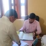उपजिलाधिकारी ऊखीमठ ने जल संस्थान इकाई कार्यालय का किया निरीक्षण, शिकायत निस्तारण में देरी पर जताई नाराजगी