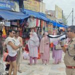 वीकेंड और सोमवती अमावस्या स्नान मेला के दृष्टिगत संपूर्ण हर की पैड़ी क्षेत्र से लगातार अतिक्रमण हटाया जा रहा है