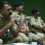 वीकेंड एवं सोमवती अमावस्या स्नान पर्व के दृष्टिगत SSP हरिद्वार नवनीत सिंह ने 40 वाहिनी पीएसी एवं पुलिस लाइन रोशनाबाद में प्रशिक्षण ले रहे रिक्रूट आरक्षियों को किया ब्रीफ