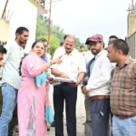 विधायक एवं जिलाधिकारी ने थत्यूड़ में नव निर्मित पुस्तकालय का किया उद्घाटन, सामुदायिक स्वास्थ्य केंद्र का भी किया निरीक्षण