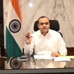 जिला प्रशासन की अध्यक्षता में मिशन एड्स सुरक्षा की जिला स्तरीय समीक्षा बैठक
