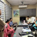जनपद में संचालित ई-रिक्शा डीलरशिपों द्वारा मोटर वाहन अधिनियम एवं संबंधित नियमों के अनुपालन की जांच हेतु विशेष प्रवर्तन अभियान चलाया गया