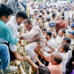 बीजेपी के हजारों कार्यकर्ताओं जनप्रतिनिधियों ने अपना विरोध प्रदर्शन करते हुए प्रदेश कांग्रेस भवन का घेराव किया