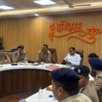 DM एवं SSP हरिद्वार के नेतृत्व में कांवड़ यात्रा की व्यापक समीक्षा बैठक सम्पन्न