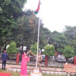 कुंभ मेला कार्यालय में स्वतंत्रता दिवस हर्षोल्लास के साथ मनाया गया