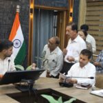 समाधान दिवस में डीएम ने 109 फरियादियों की सुनी समस्याएं, अधिकांश मामलों का मौके पर किया निस्तारण