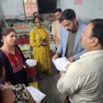 जिलाधिकारीने सहसपुर विधानसभा क्षेत्र के पोलिंग बूथों का निरीक्षण कर एसआईआर आपत्ति निस्तारण शिविर की व्यवस्थाओं का लिया जायजा
