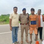 भोले का जल खंडित होने पर पुलिस द्वारा तत्काल मौके पर शांति व्यवस्था बनाते हुए भोले को हर की पैड़ी से जल उपलब्ध कराकर किया गंतव्य के लिए रवाना