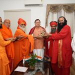 मुख्यमंत्री श्री पुष्कर सिंह धामी से साधु-संतों के प्रतिनिधिमंडल ने की भेंट