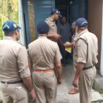 आपराधिक तत्वों के पेंच कसने के लिए एसएसपी नवनीत सिंह के निर्देश पर सड़कों/ गलियों में पहुंची पुलिस