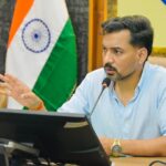 जनसुरक्षा व जन सुविधा से समझौता नही; गतिमान कार्य युद्धस्तर पर करें पूर्ण: डीएम