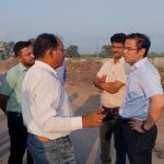 काशीपुर-रामपुर राष्ट्रीय राजमार्ग के गड्ढा मुक्त कार्यों का सीडीओ ने किया निरीक्षण,गुणवत्ता परखने के लिए एकत्र कराए नमूने